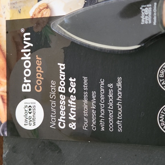 Taylors Eye Witness Brooklyn Brass 4 Piece Cheese Knife & Slate Cheese Board Set - Picture 3 of 3